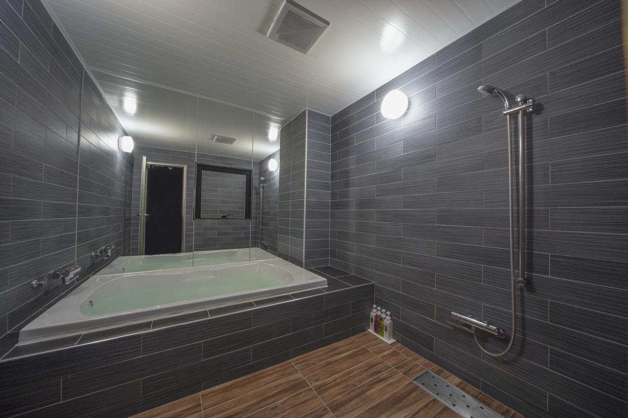 Hotel Noah Resort Sakuranomiya (Adults Only) Οσάκα Εξωτερικό φωτογραφία